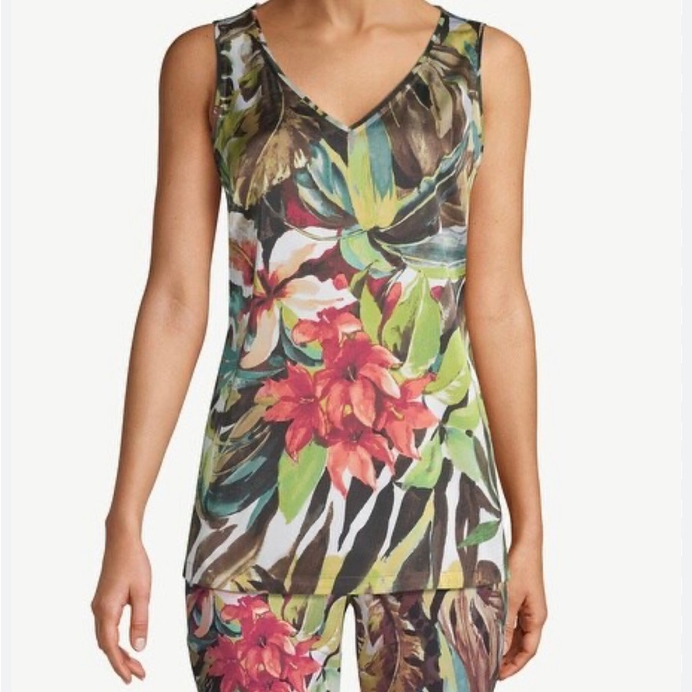 Chicos  - top size 2 (US size 12/14)